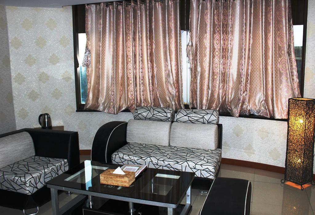 Hotel Kan Kaw Янгон Экстерьер фото