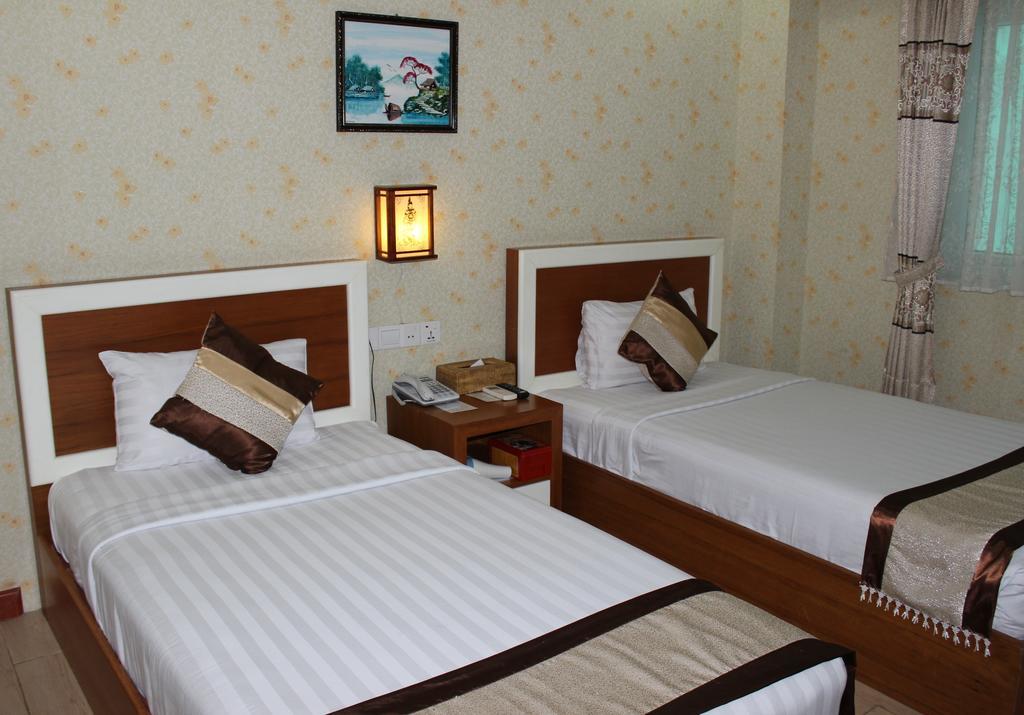 Hotel Kan Kaw Янгон Экстерьер фото