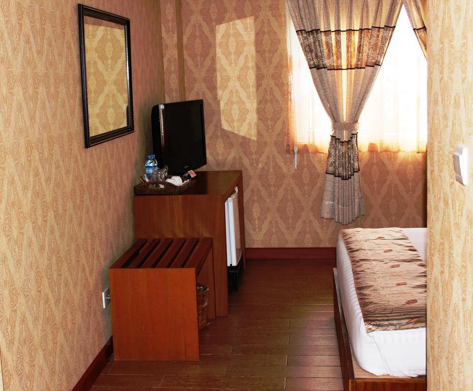 Hotel Kan Kaw Янгон Экстерьер фото