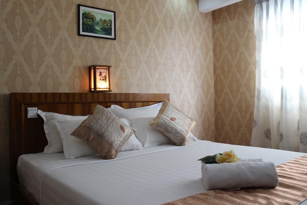 Hotel Kan Kaw Янгон Экстерьер фото