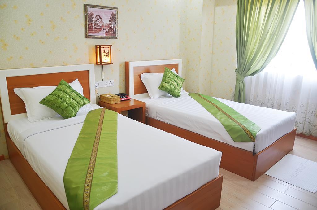 Hotel Kan Kaw Янгон Экстерьер фото