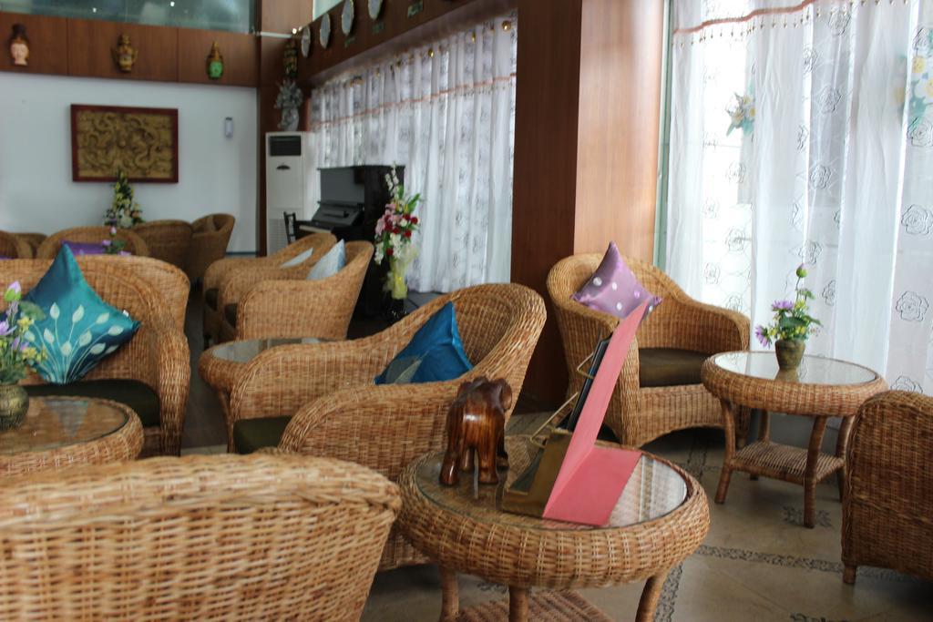 Hotel Kan Kaw Янгон Экстерьер фото
