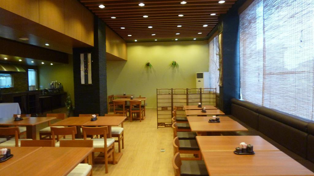 Hotel Kan Kaw Янгон Экстерьер фото
